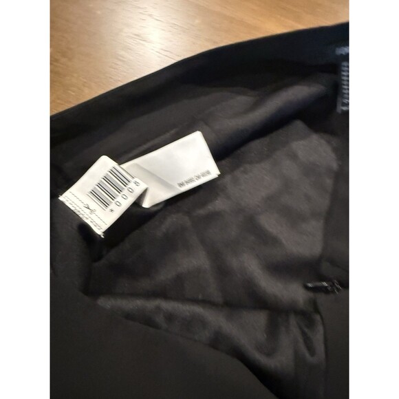 Black Sequin Stylish Side Zip Waist Shorts, Size L - Picture 5 of 8